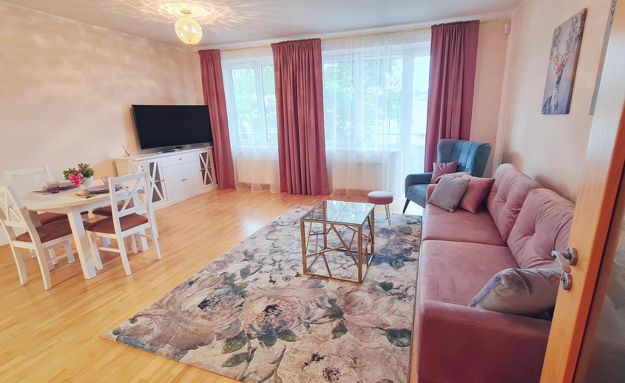 Julia Apartments Next To Aqua Park Друскининкай Екстериор снимка